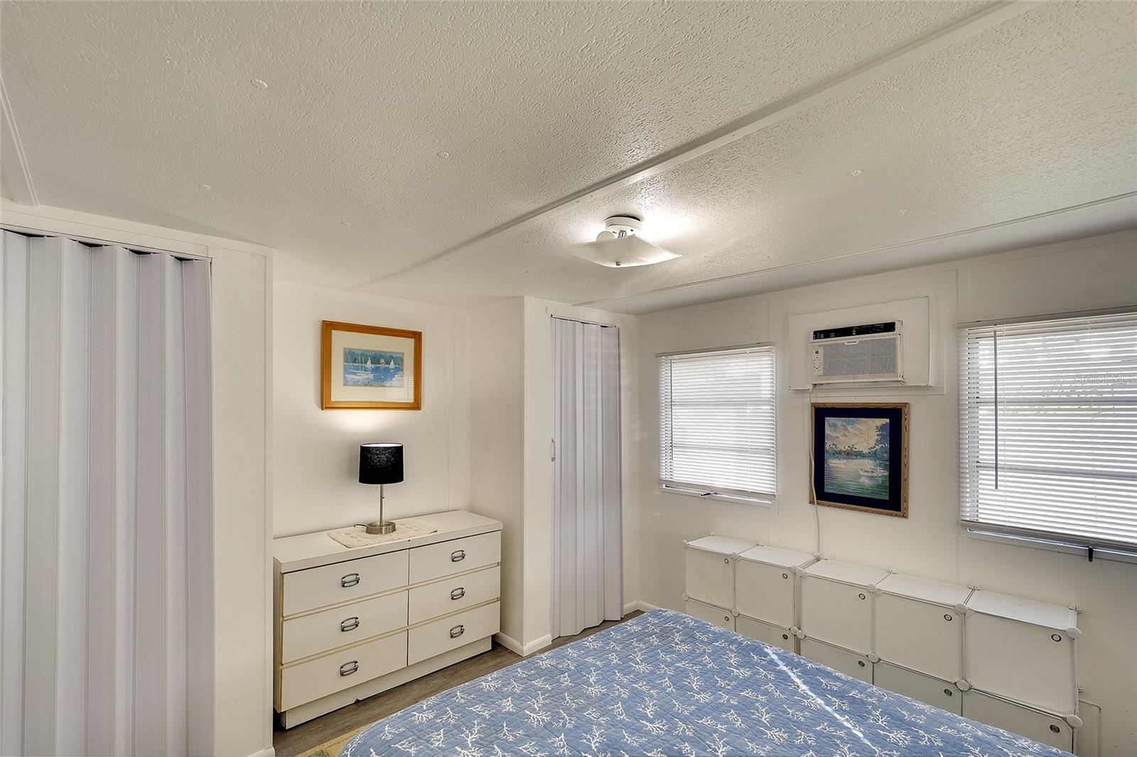 MOBILE ESTATES - Residential