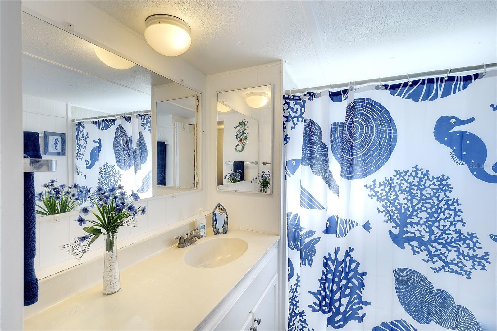 MOBILE ESTATES - Residential