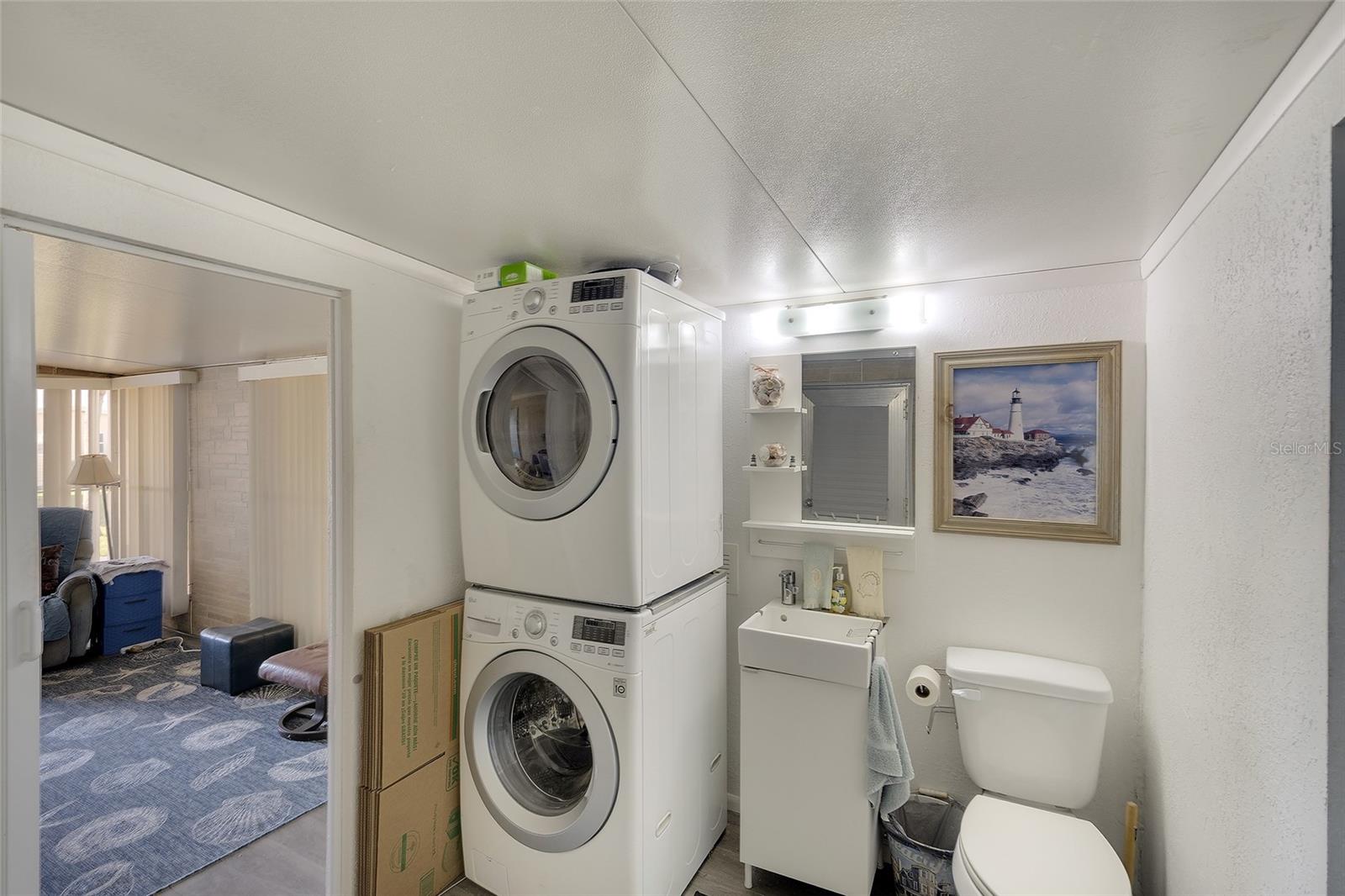 MOBILE ESTATES - Residential