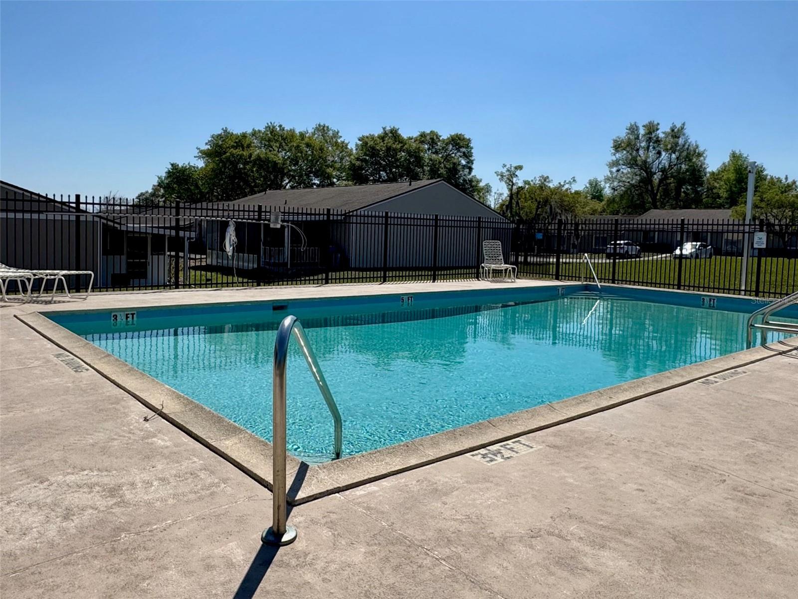 TAVARES RIDGE CONDO - Residential