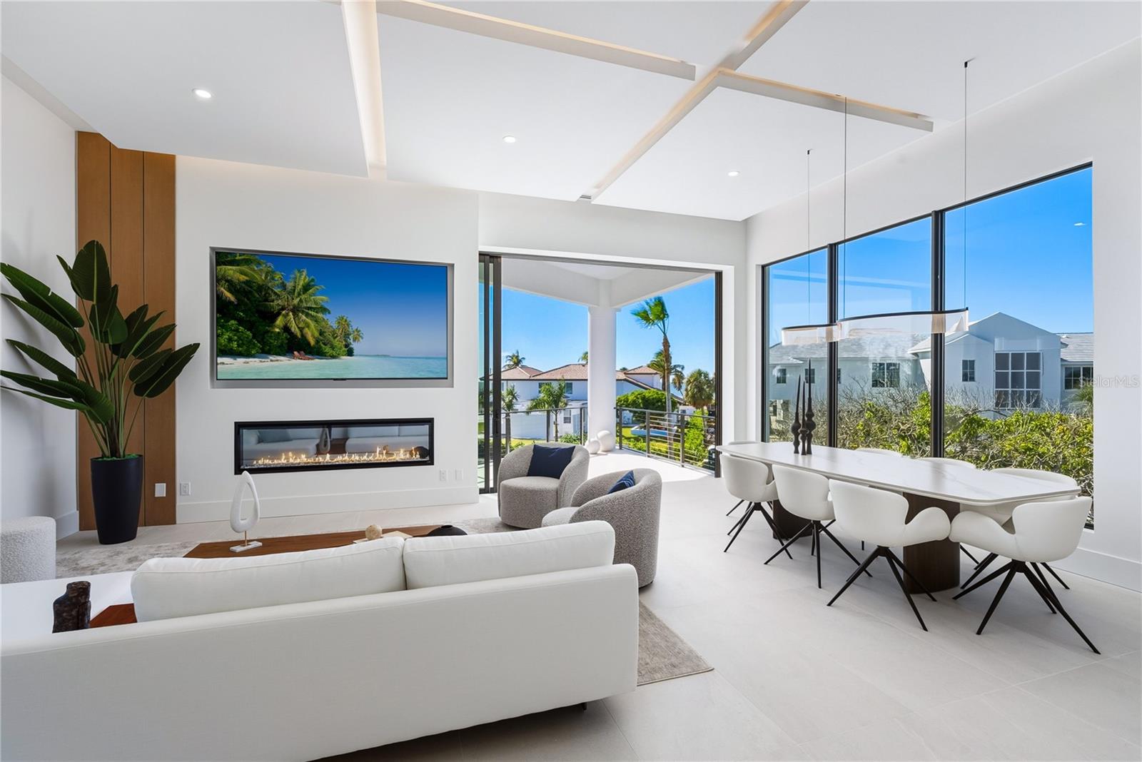 LONGBOAT KEY ESTATES - Residential