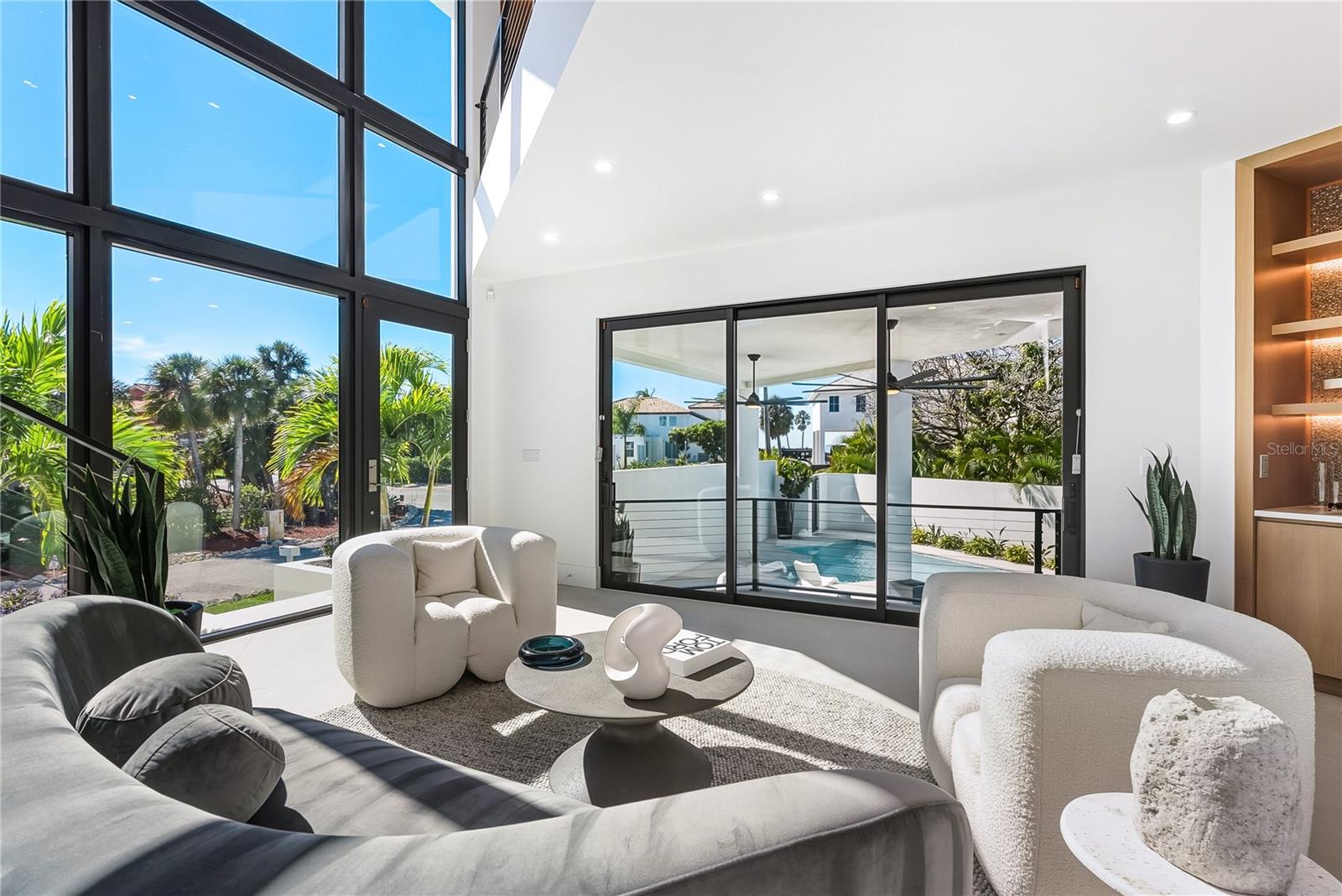 LONGBOAT KEY ESTATES - Residential