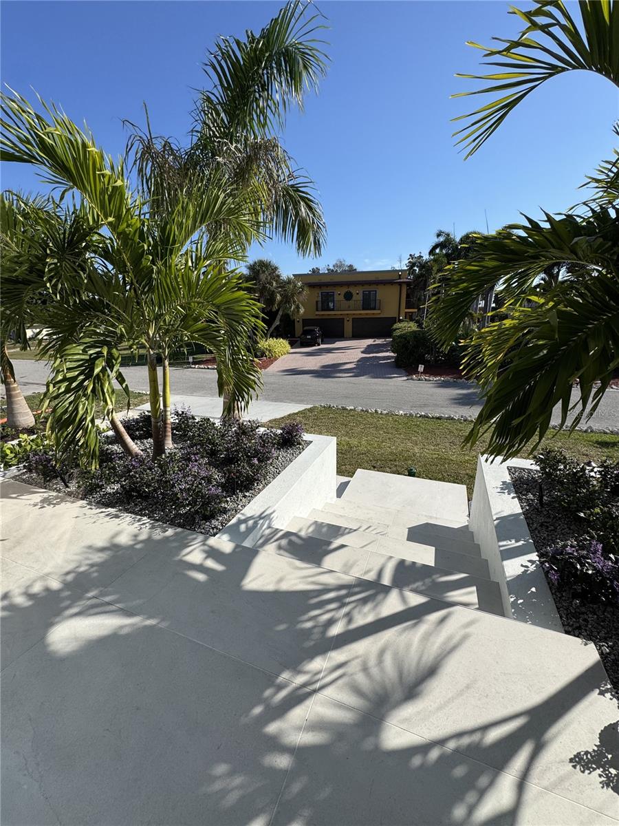 LONGBOAT KEY ESTATES - Residential