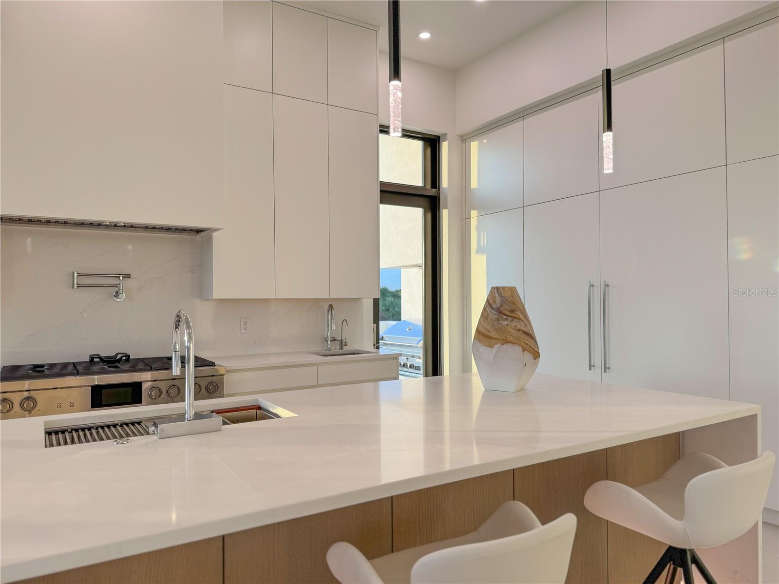 LONGBOAT KEY ESTATES - Residential