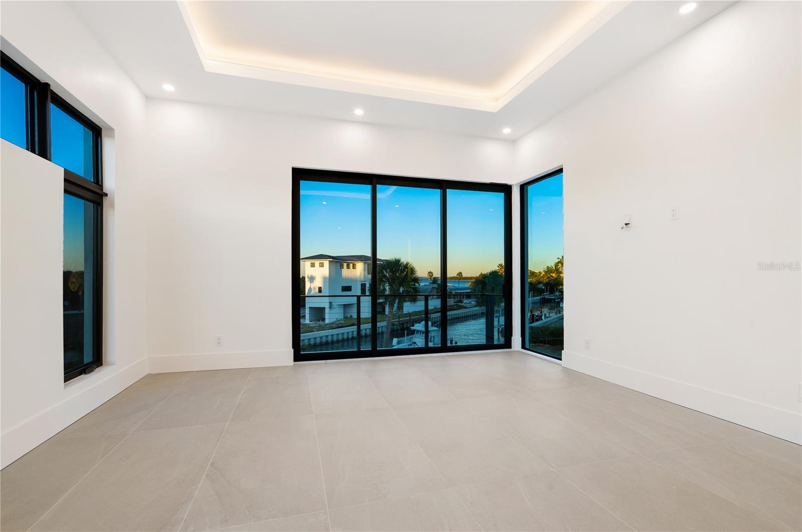 LONGBOAT KEY ESTATES - Residential