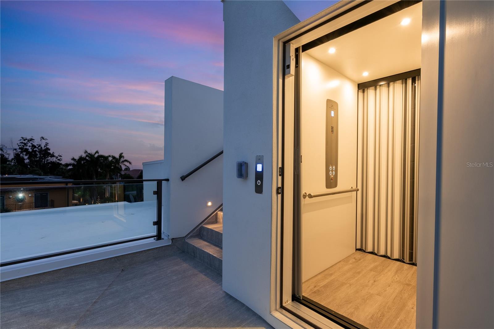 LONGBOAT KEY ESTATES - Residential