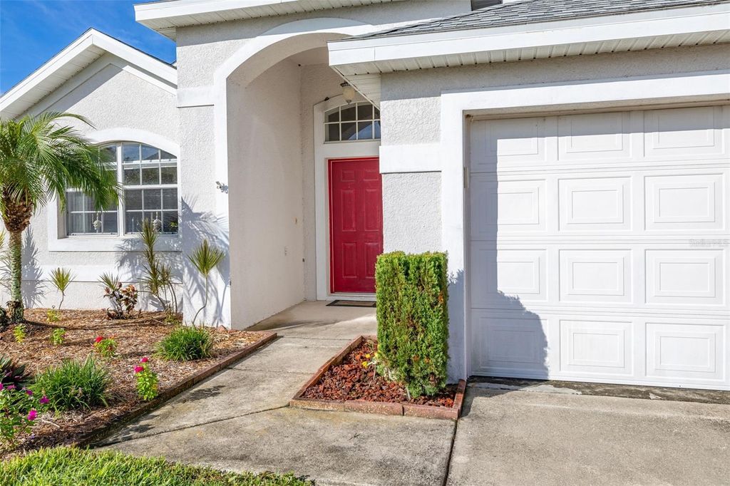 Photo of 135 Jessamine Drive, Davenport, FL 33837 (MLS # S5135563)