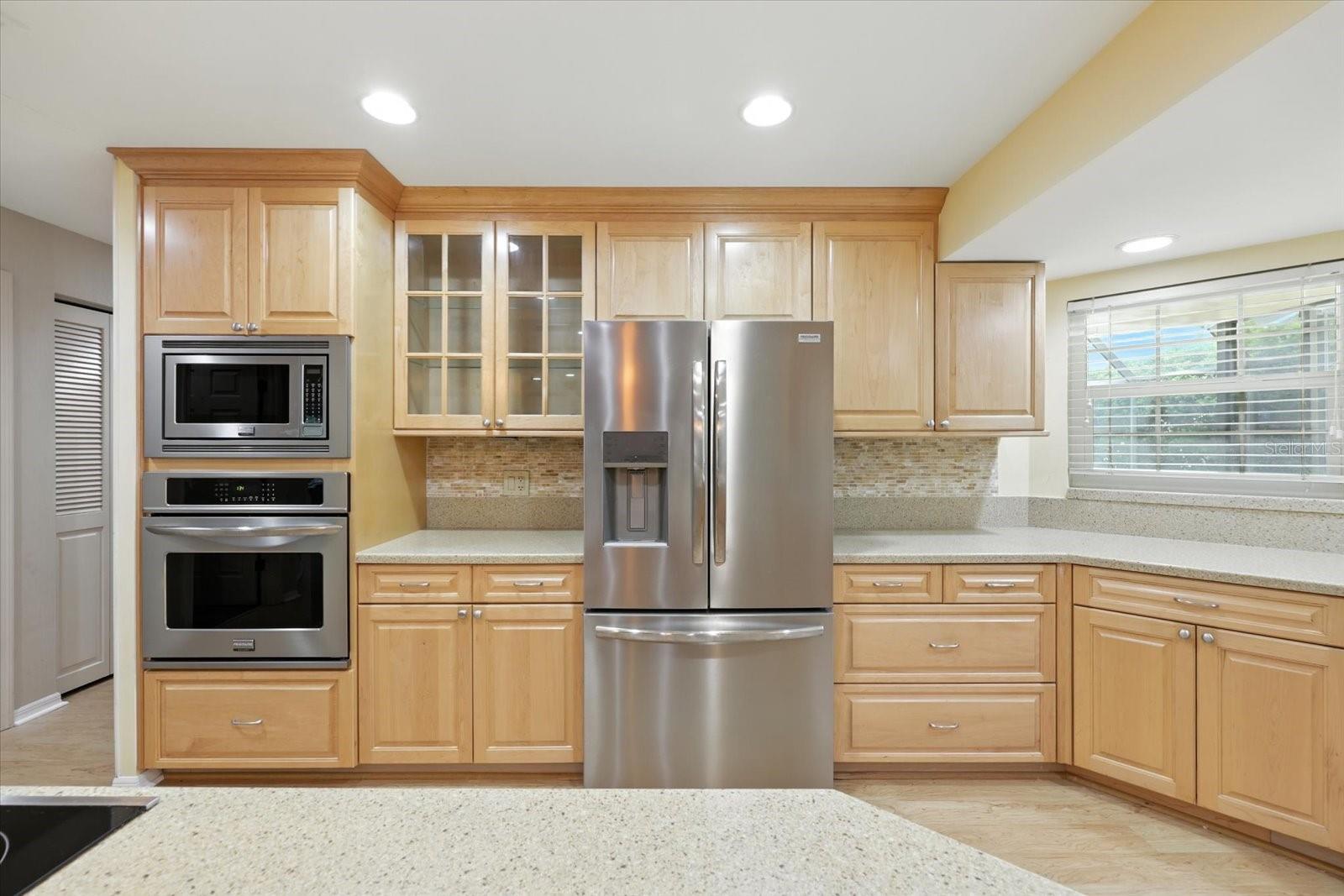 FEATHER SOUND CUSTOM - Residential