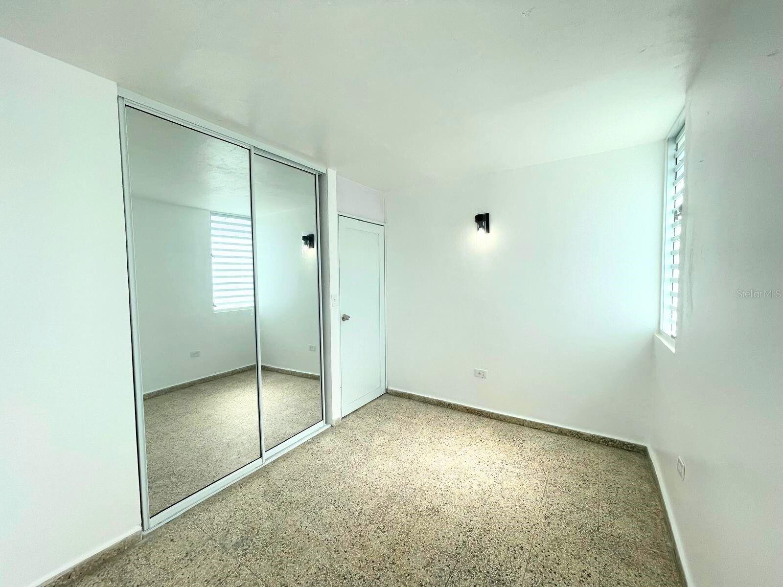 URB VERDEMAR - Residential