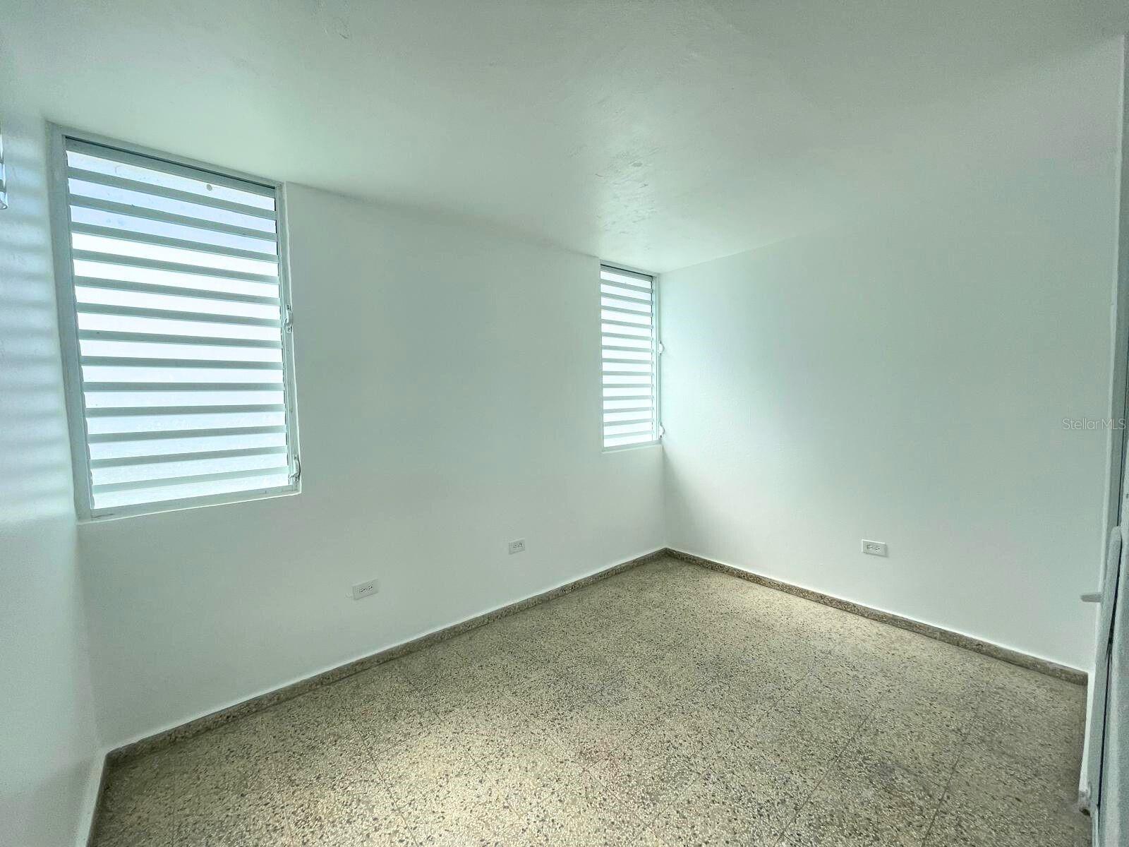 URB VERDEMAR - Residential