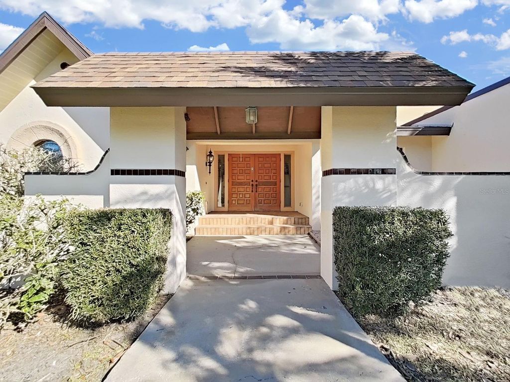 Photo of 1930 Cove Lane, Clearwater, FL 33764 (MLS # TB8472908)