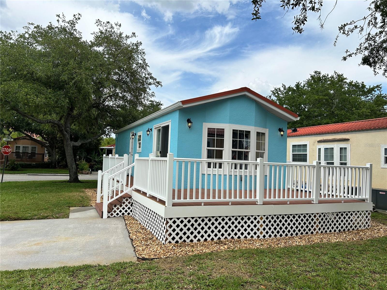 CALIENTE CASITA VILLAGE - Residential