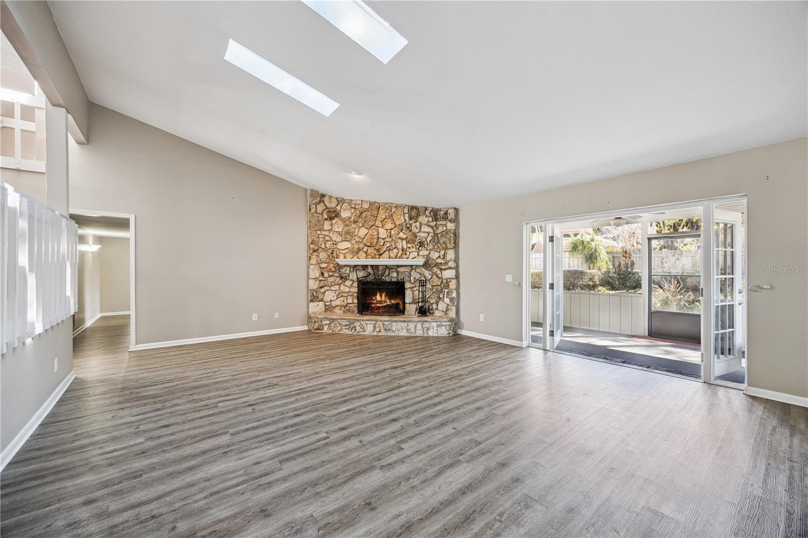 WEKIVA HILLS SEC 04 - Residential