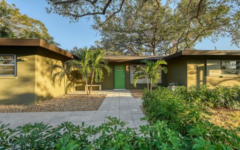 A home in SARASOTA