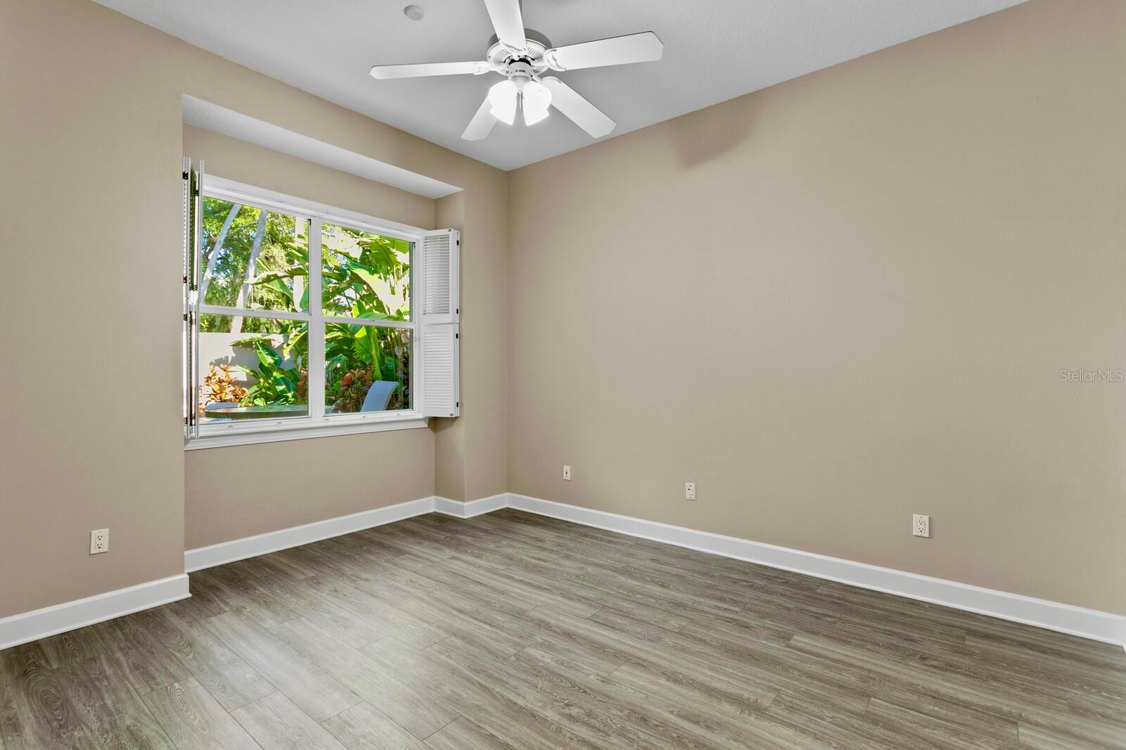 TAMPA PALMS 4A UNIT 2C 2D - Residential