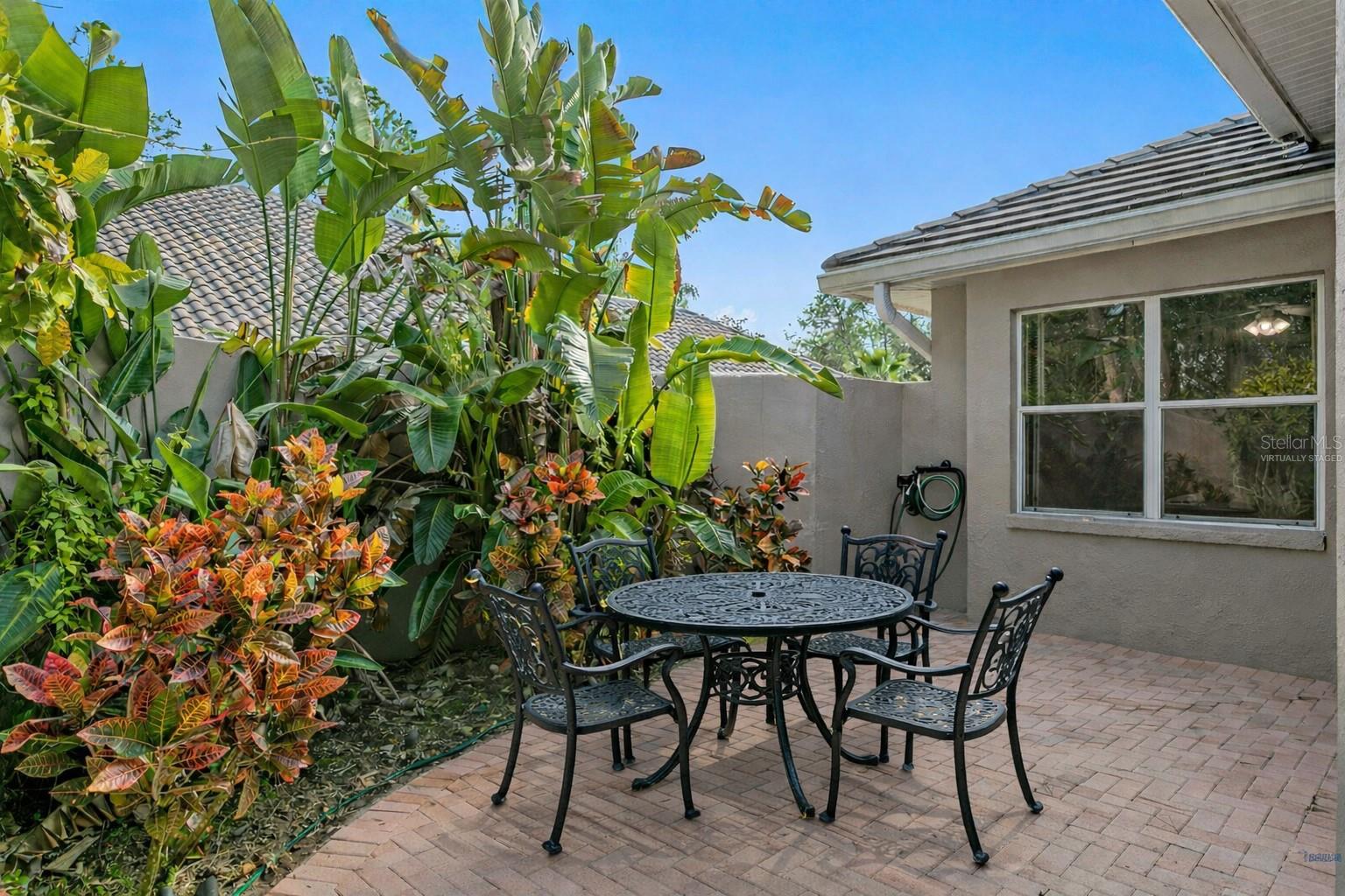 TAMPA PALMS 4A UNIT 2C 2D - Residential