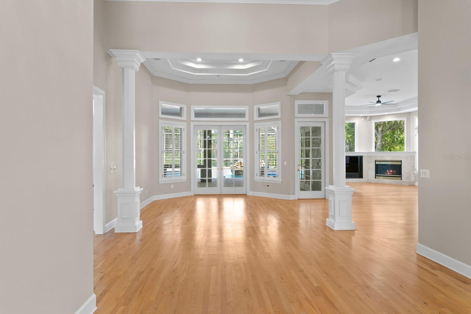 TAMPA PALMS 4A UNIT 2C 2D - Residential