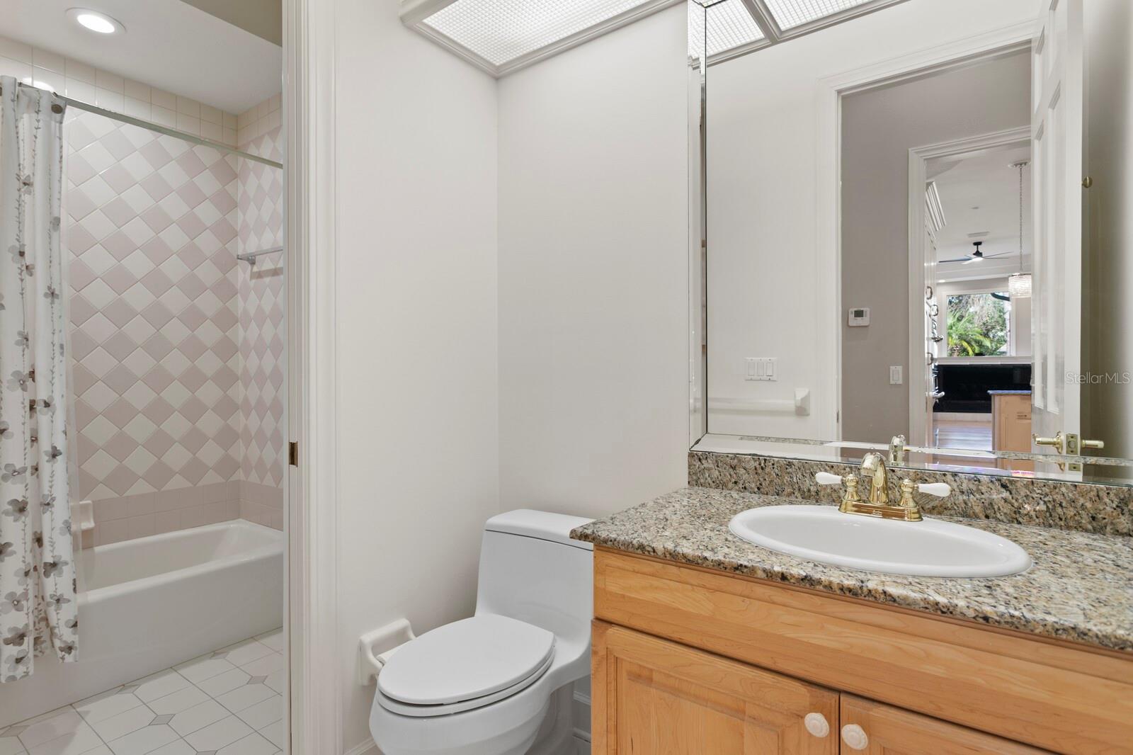 TAMPA PALMS 4A UNIT 2C 2D - Residential