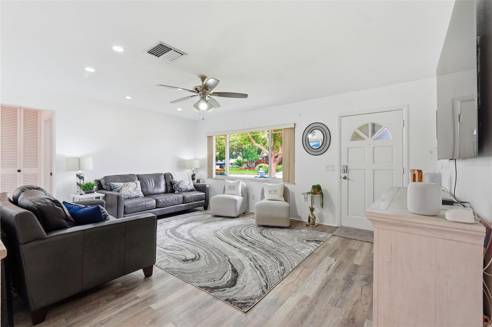 2321 BLACK OAK LANE