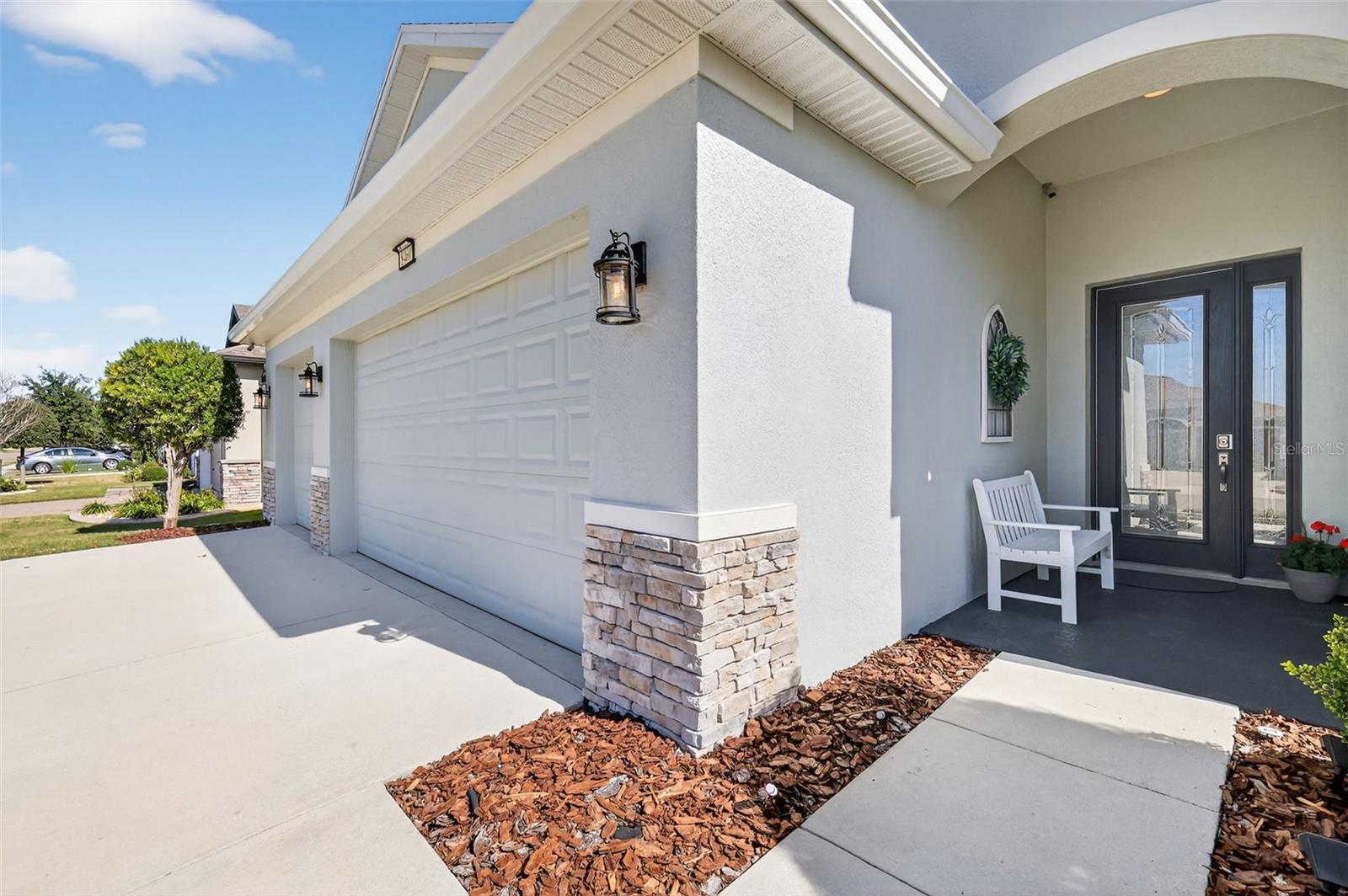 8460 BRIDGEPORT BAY CIRCLE