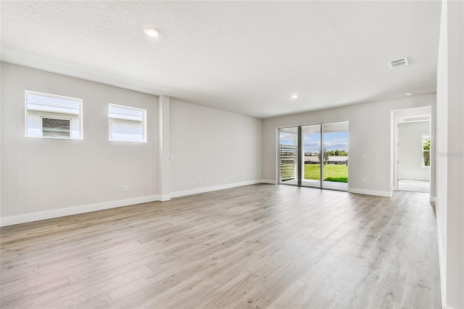 NORTH RIVER RANCH - Residential