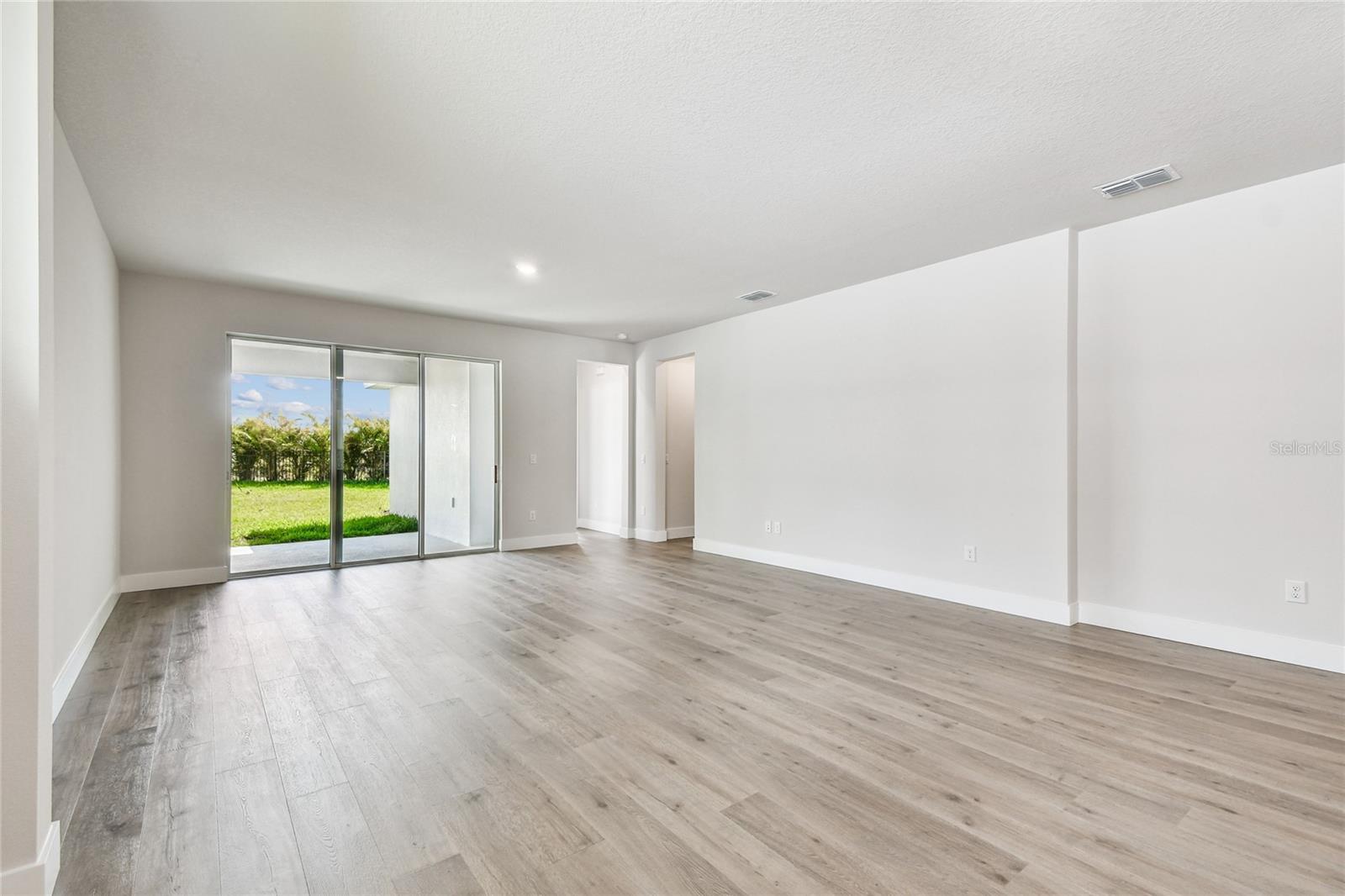 NORTH RIVER RANCH - Residential