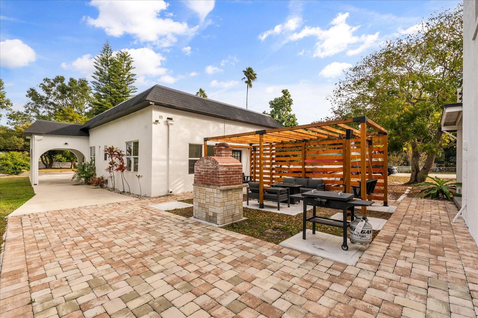 PALM PARK TERRACE - Residential