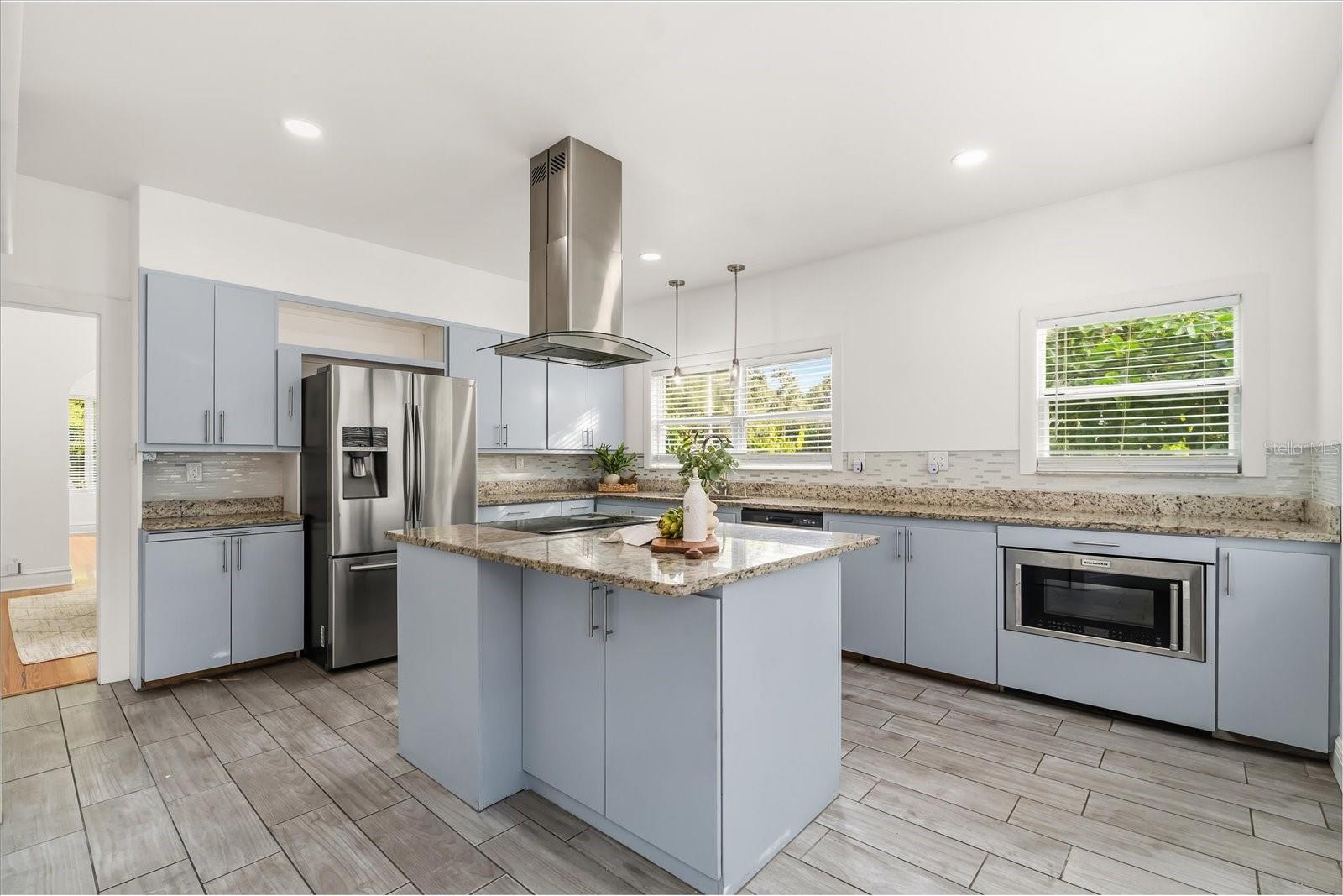 PALM PARK TERRACE - Residential