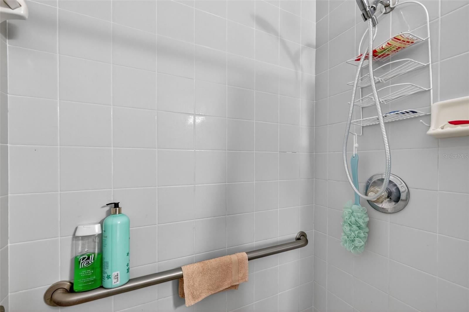 LADY LAKE PADGETT ESTATES SUB - Residential