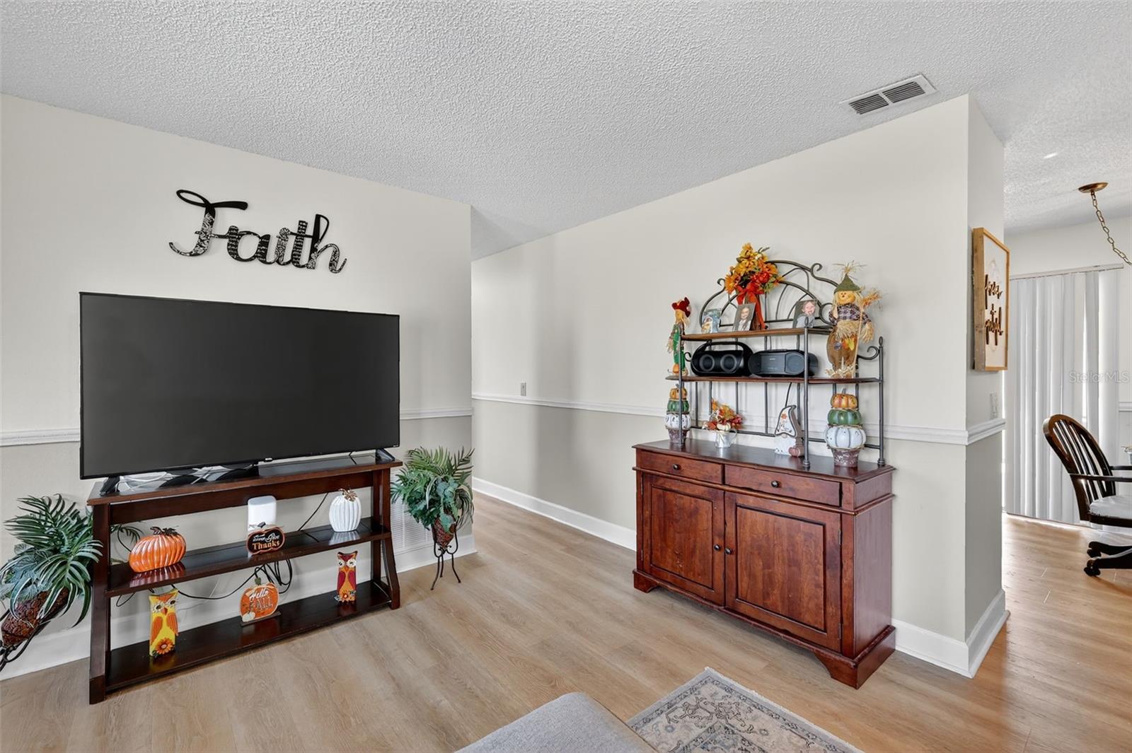 LADY LAKE PADGETT ESTATES SUB - Residential