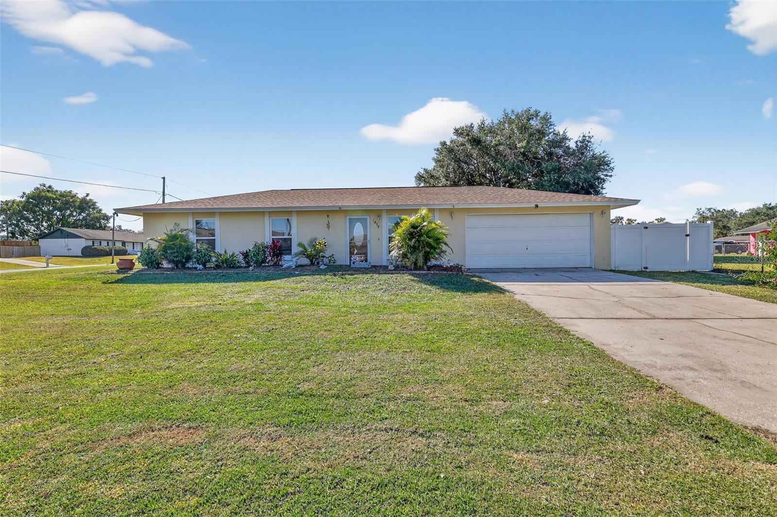 LADY LAKE PADGETT ESTATES SUB - Residential