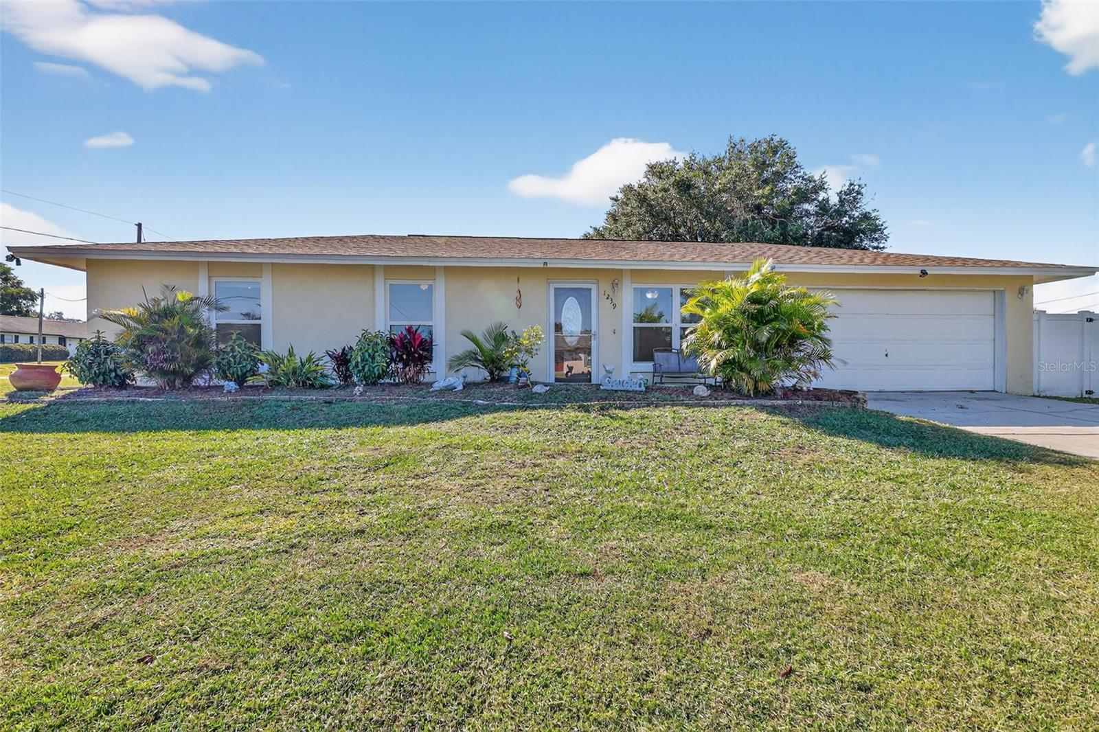 LADY LAKE PADGETT ESTATES SUB - Residential