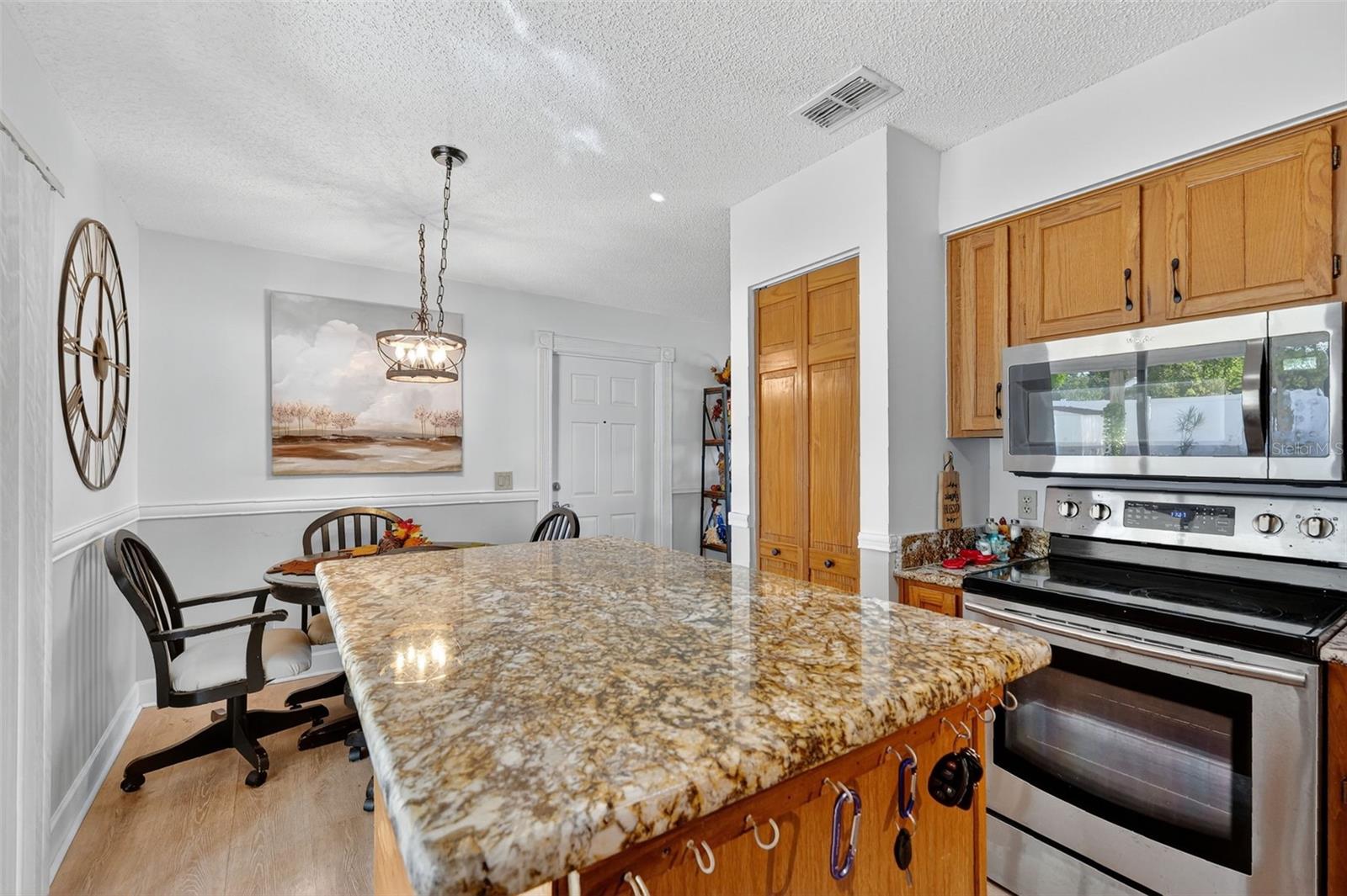 LADY LAKE PADGETT ESTATES SUB - Residential