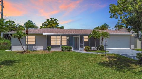 Photo of 1160 Linden Road, Venice, FL 34293 (MLS # A4675444)