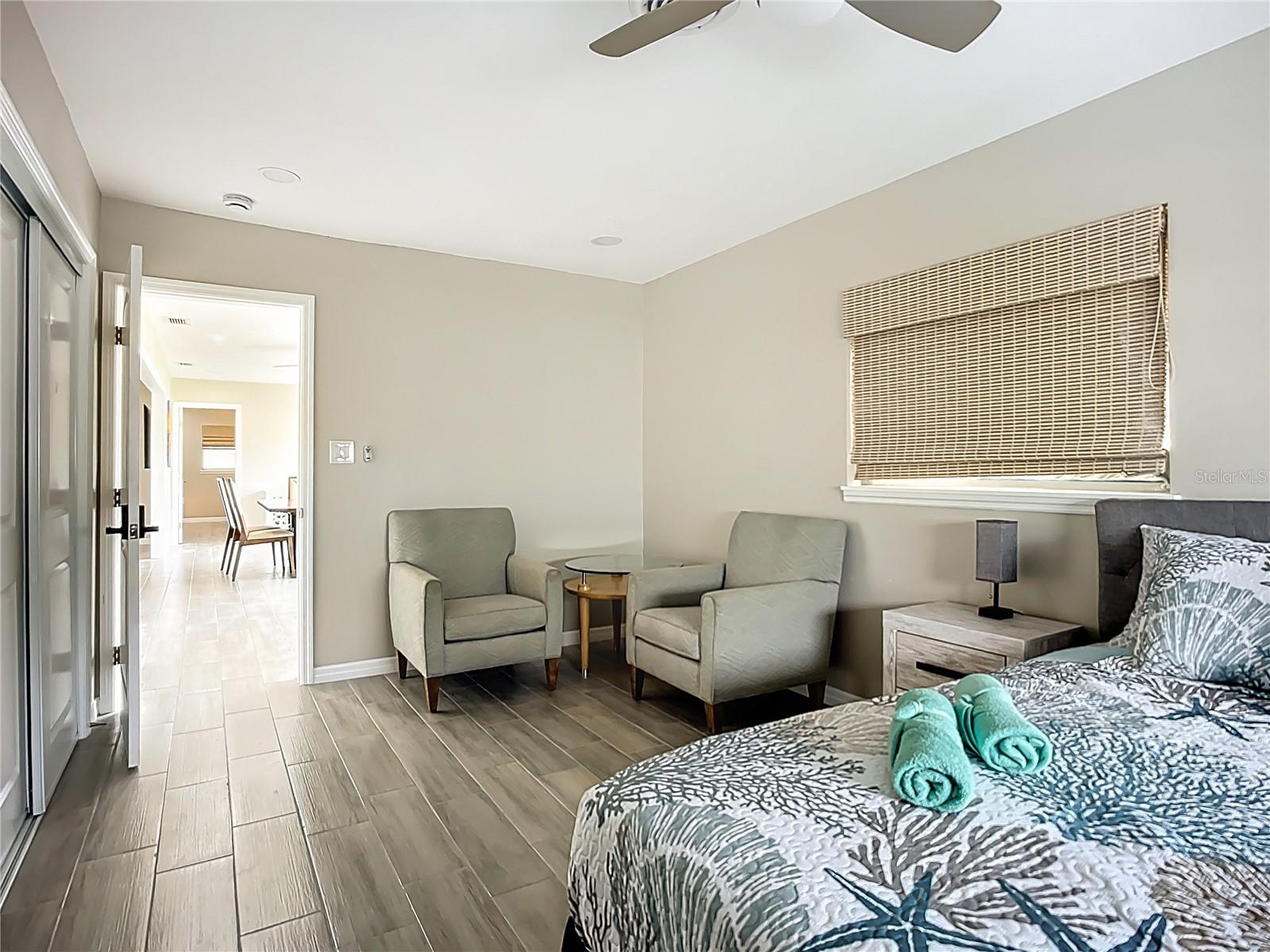 SOUTH VENICE - Residential