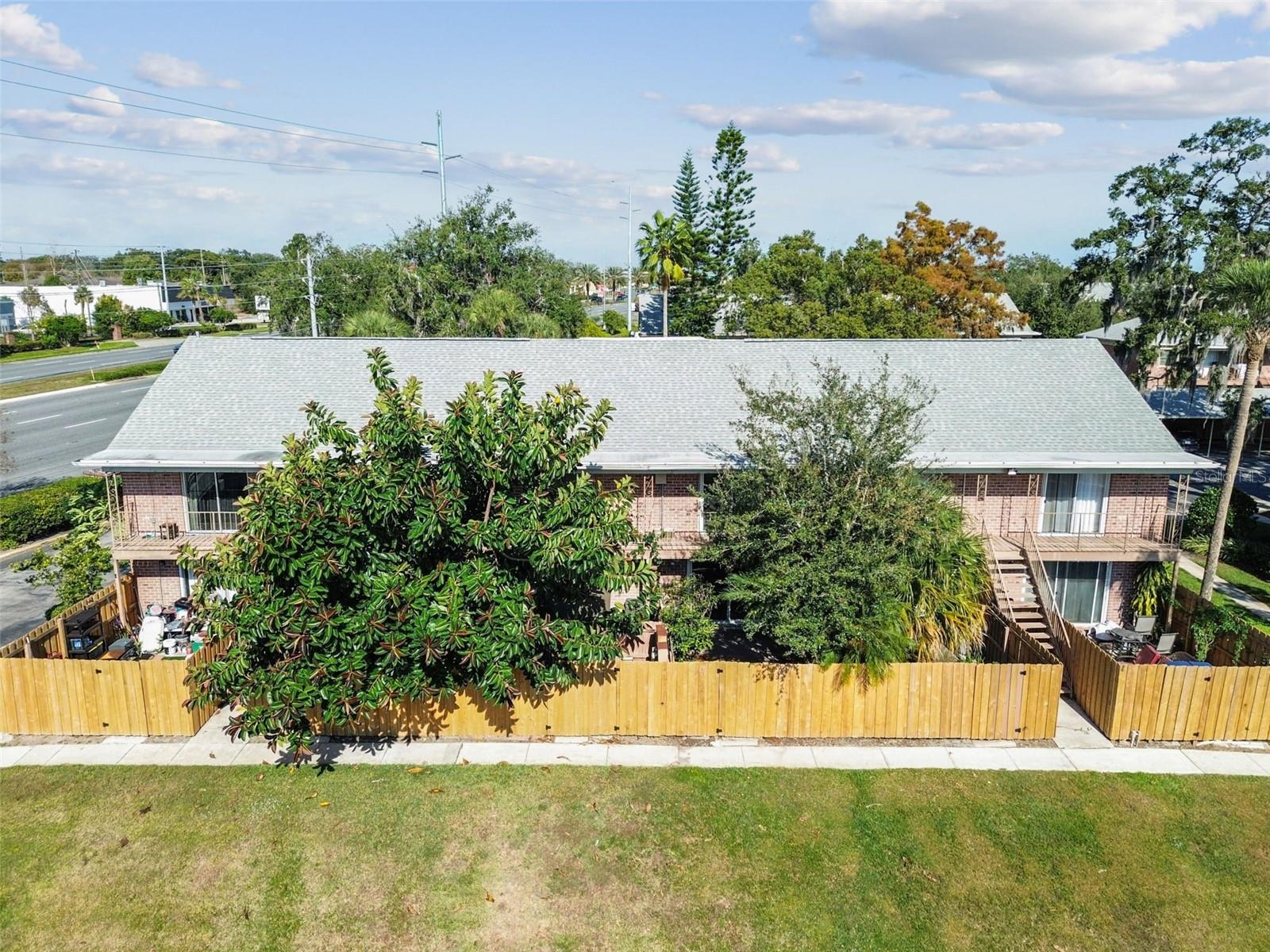 LAKE HOWELL ARMS - Residential