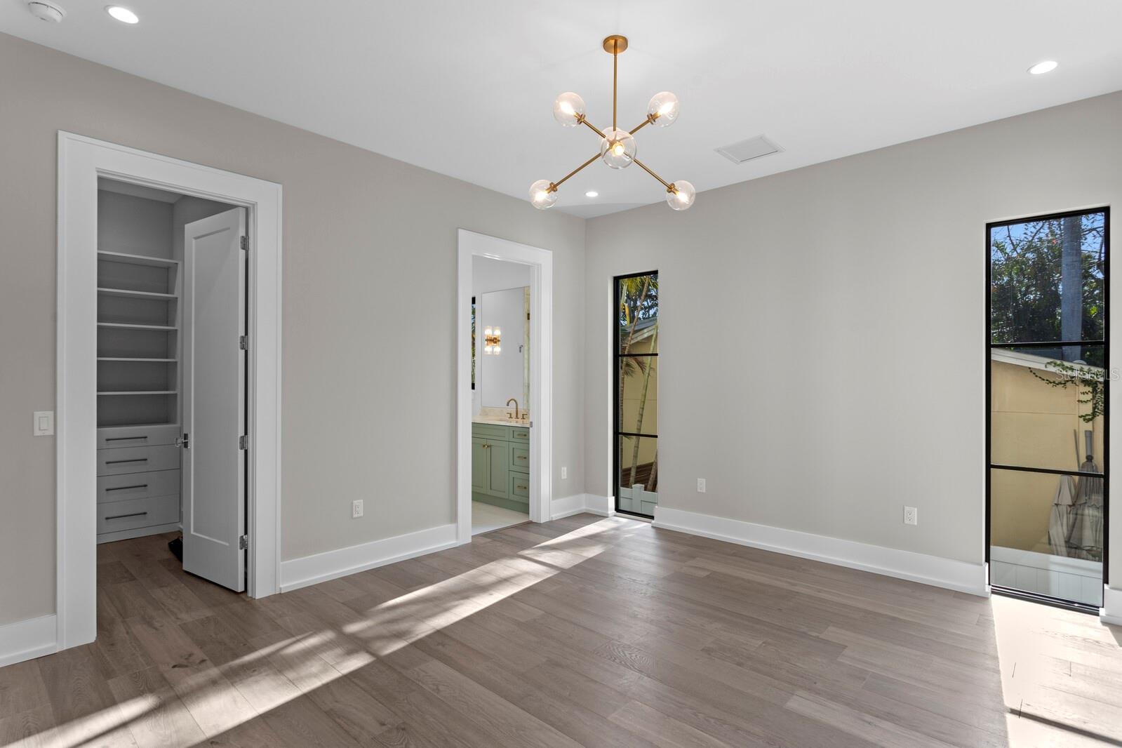 COFFEE POT ADD SNELL & HAMLETTS - Residential