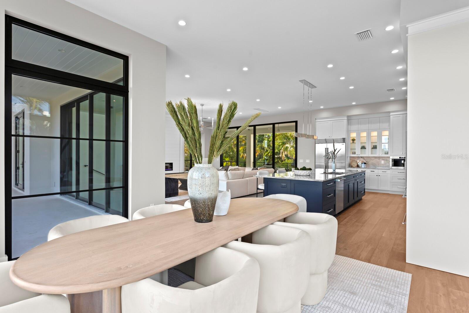 COFFEE POT ADD SNELL & HAMLETTS - Residential