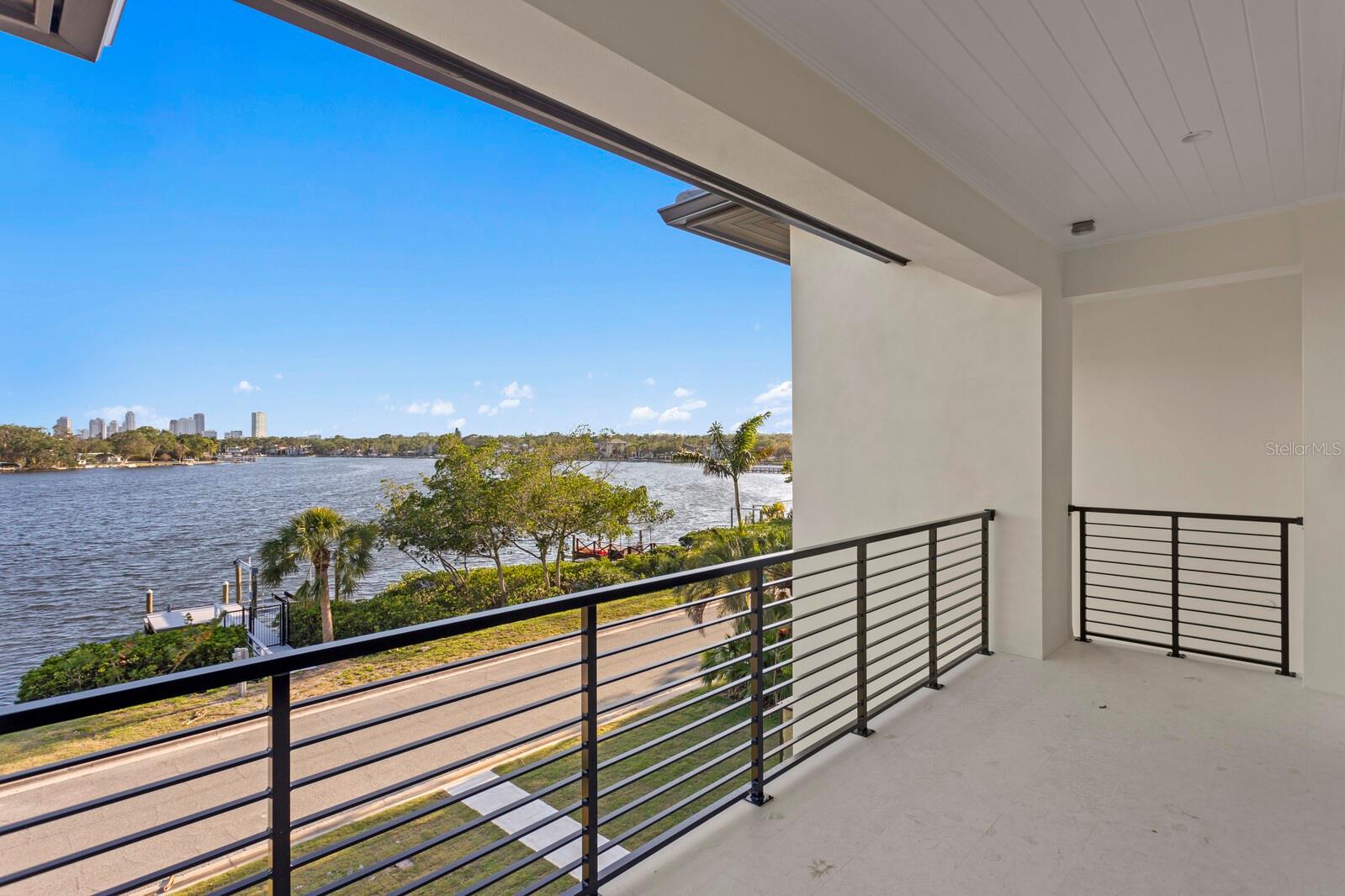 COFFEE POT ADD SNELL & HAMLETTS - Residential