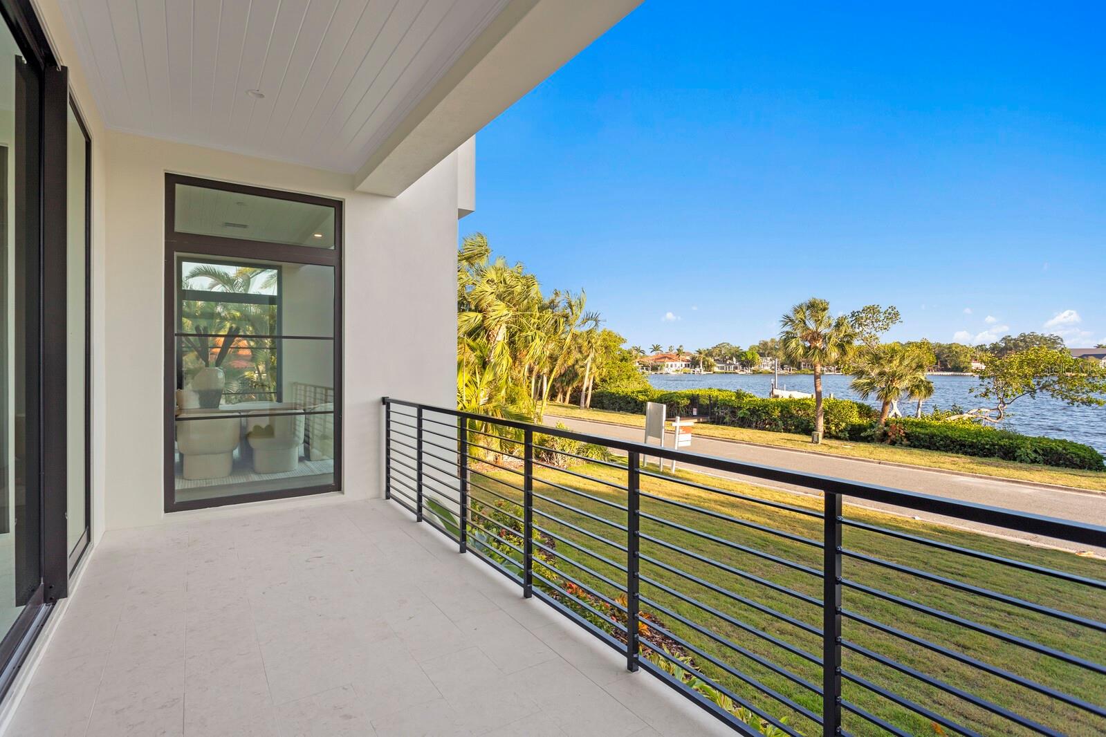 COFFEE POT ADD SNELL & HAMLETTS - Residential