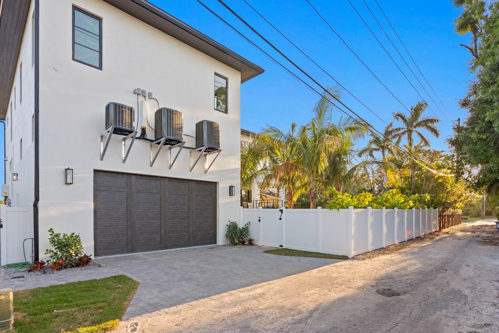 COFFEE POT ADD SNELL & HAMLETTS - Residential