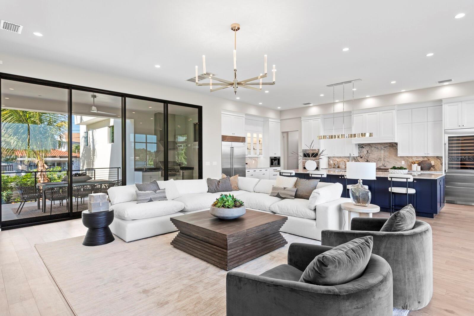 COFFEE POT ADD SNELL & HAMLETTS - Residential