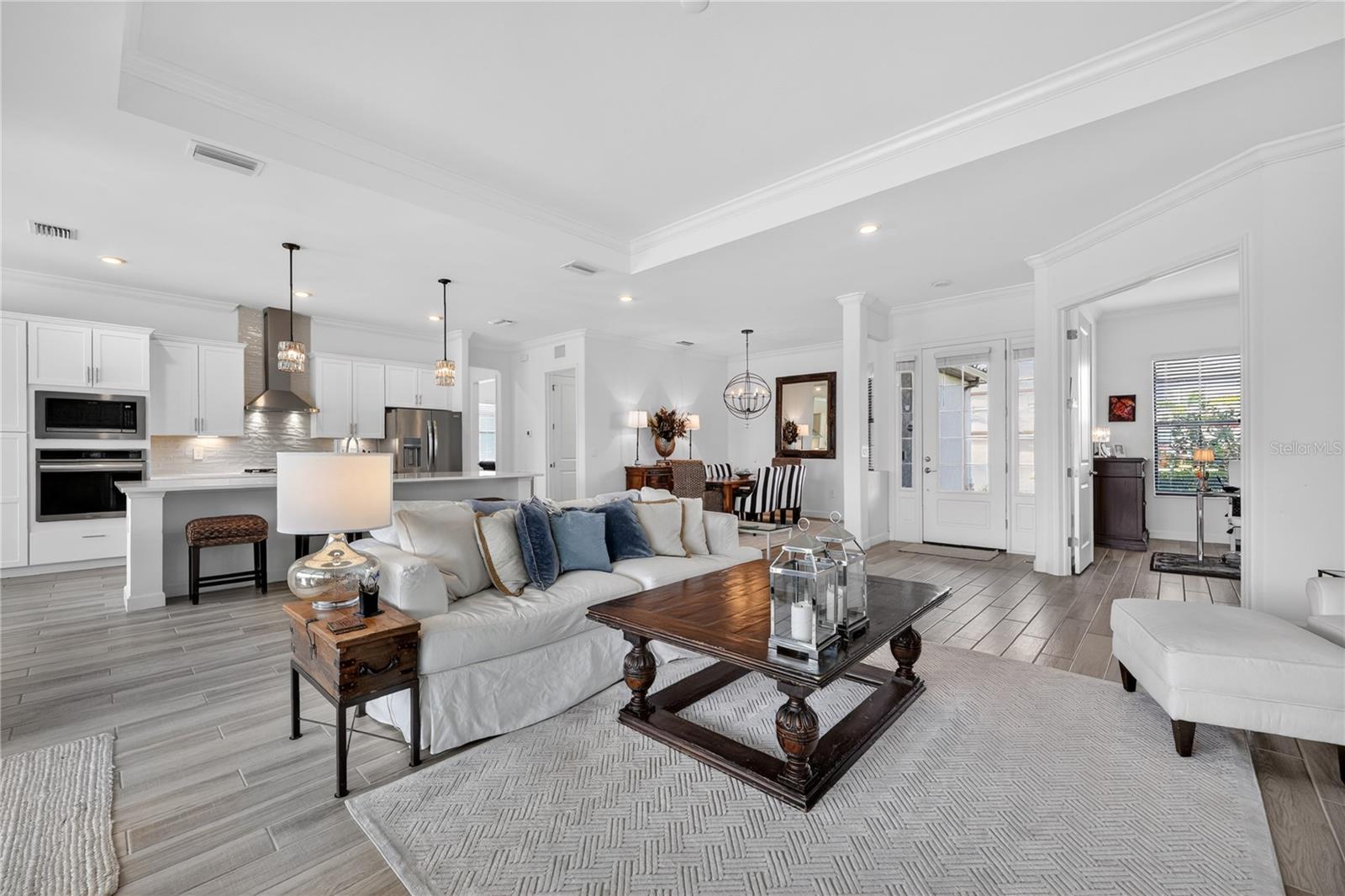 4911 SPARKLING SEA LANE