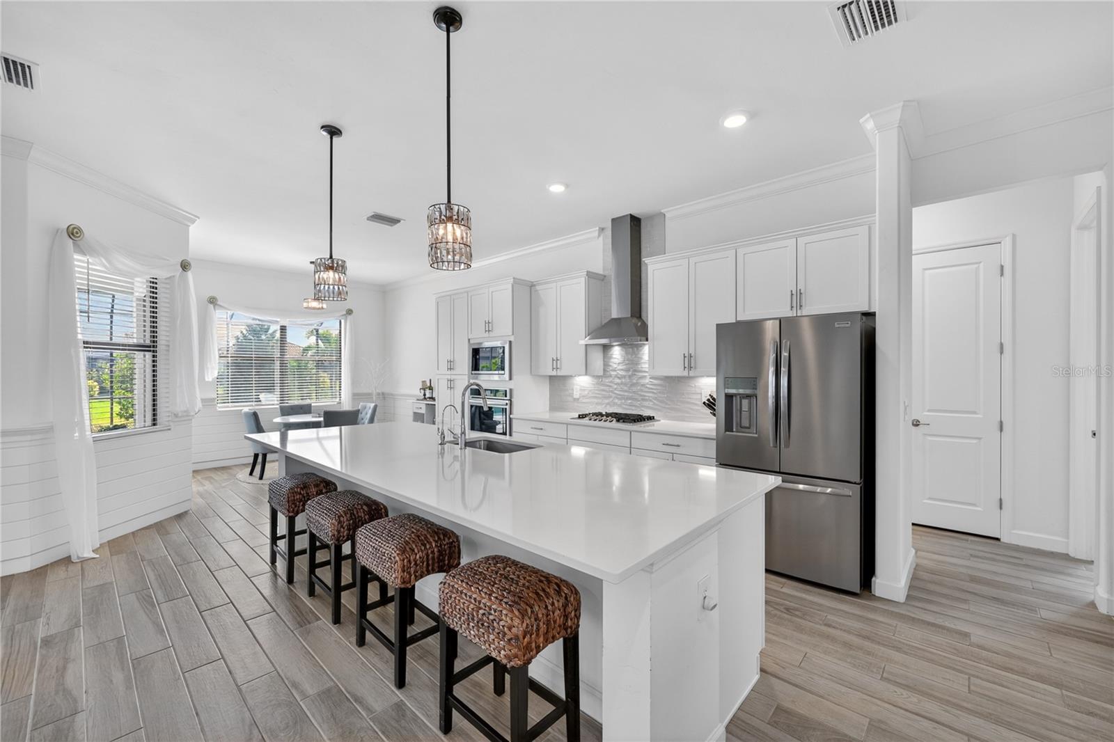 LORRAINE LAKES PH I - Residential