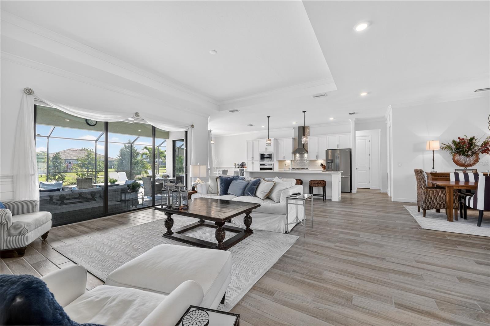 LORRAINE LAKES PH I - Residential