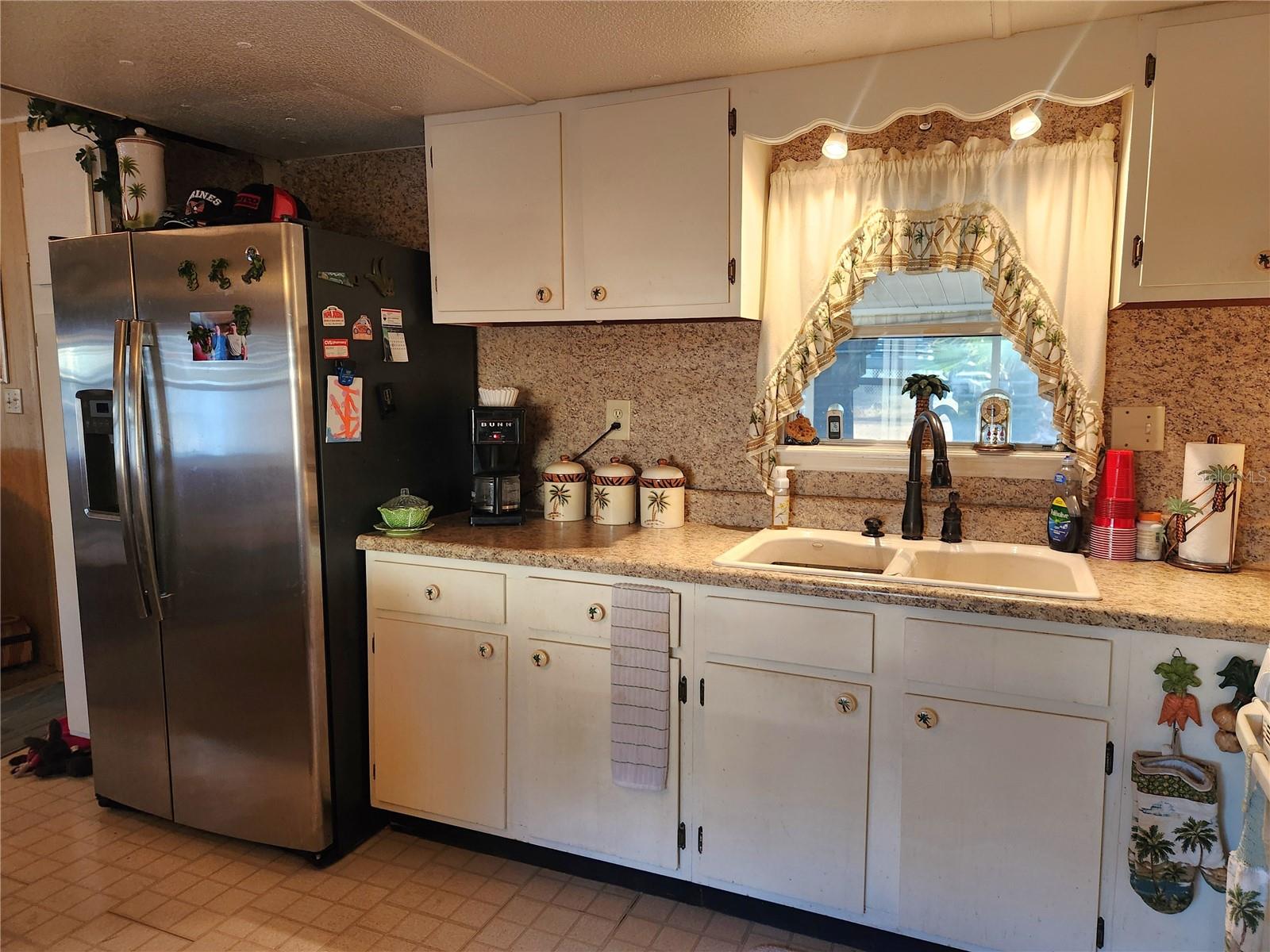 VICTORIA HEIGHTS - Residential