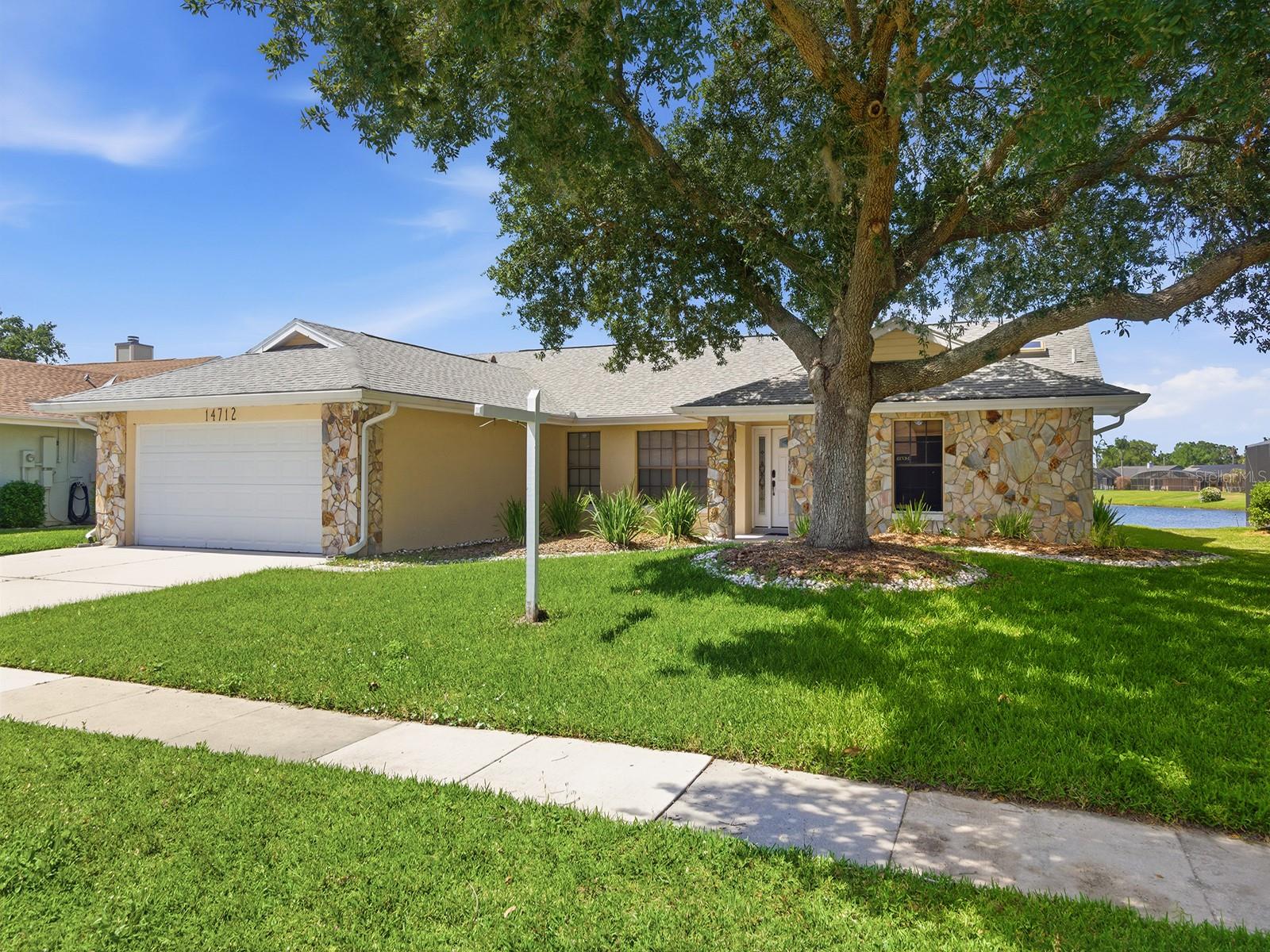 14712 EAGLES CROSSING DRIVE