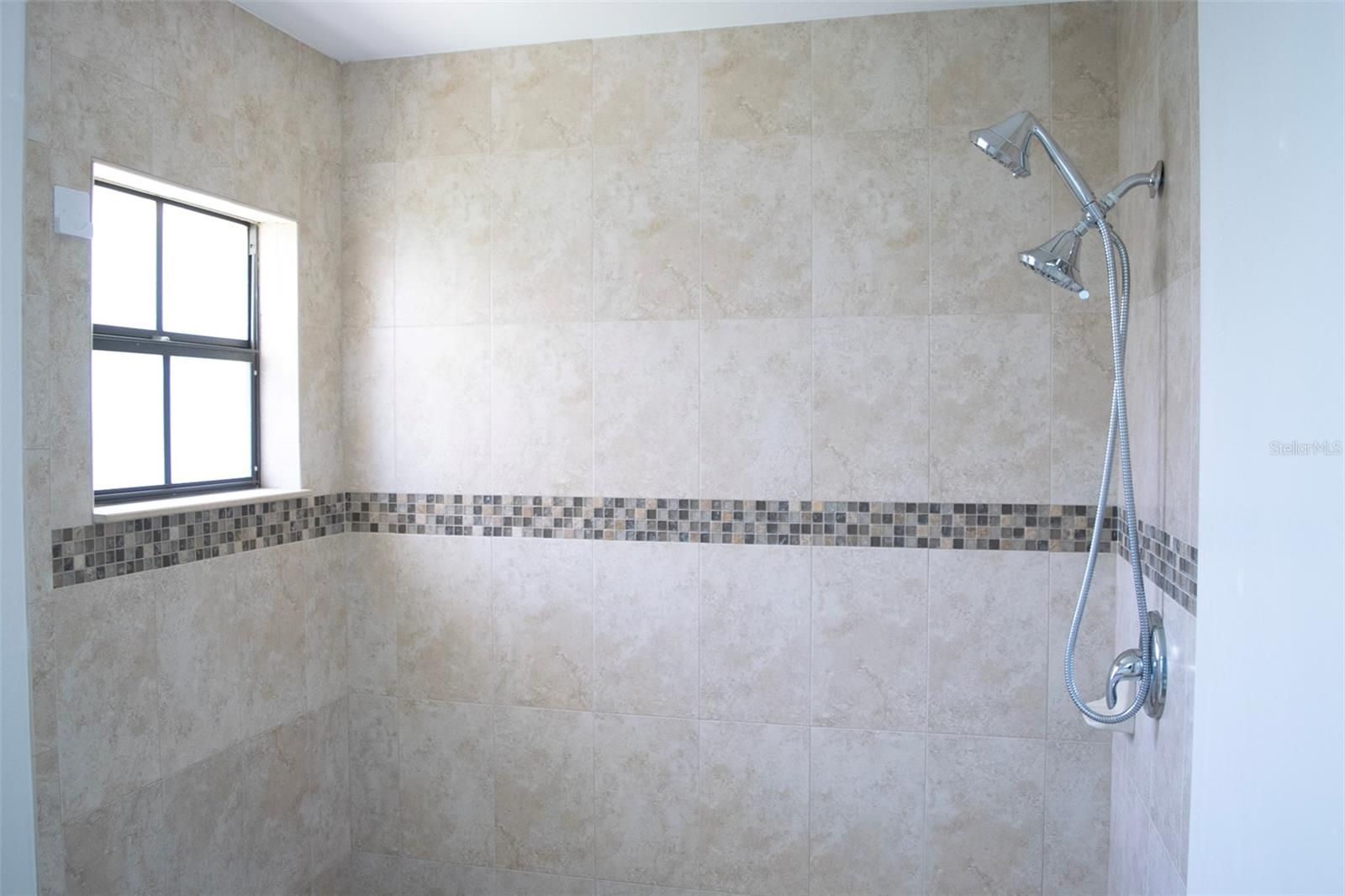 HUNTERS CREEK TR 145 PH 03 - Residential