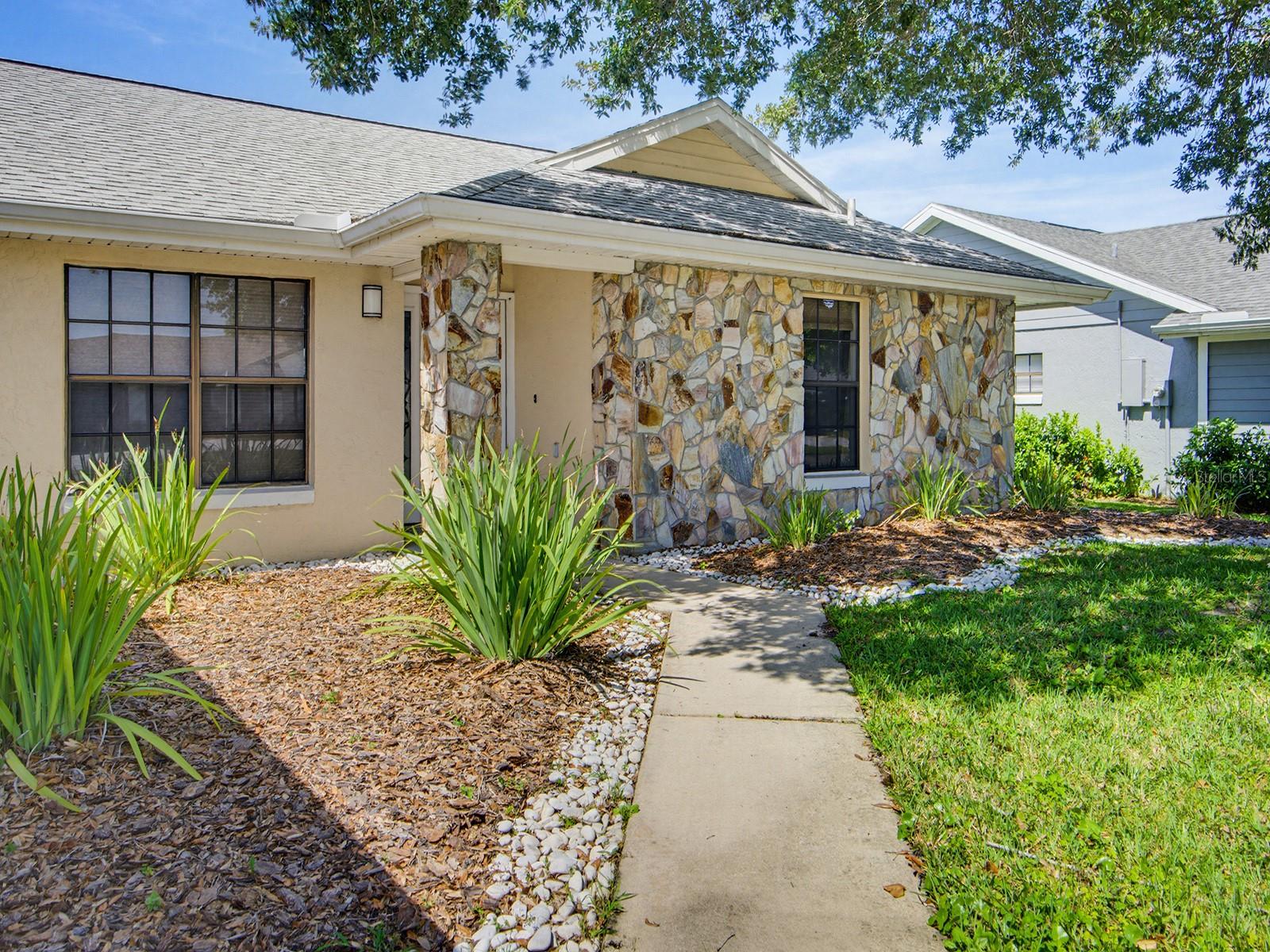 14712 EAGLES CROSSING DRIVE