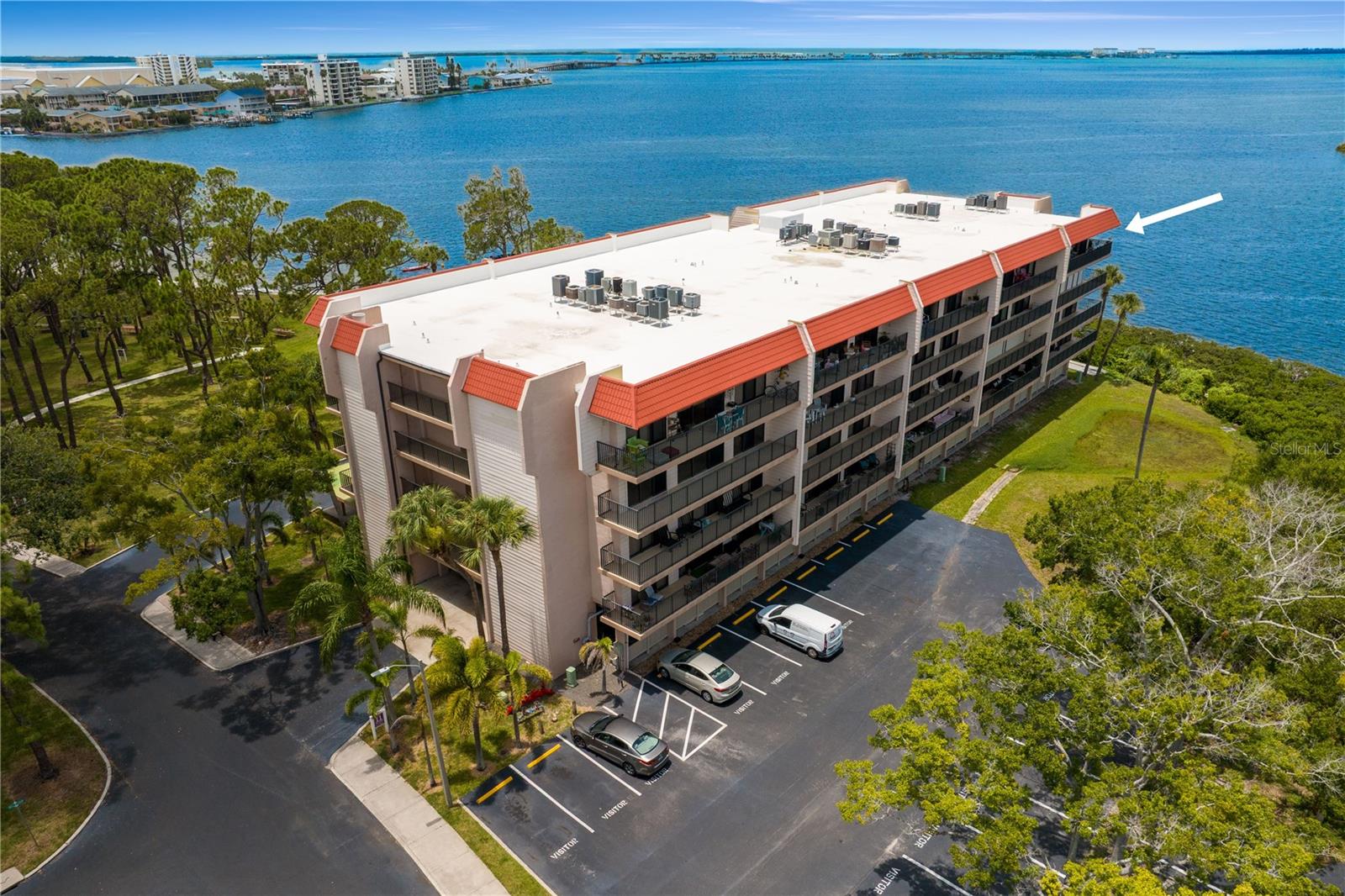 2700 BAYSHORE BOULEVARD 11405